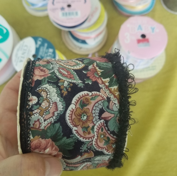 Vintage Ribbon Lot Mix Assorted Seasonal Mostly New & Vtg Lot Of 48 - Picture 2 of 15